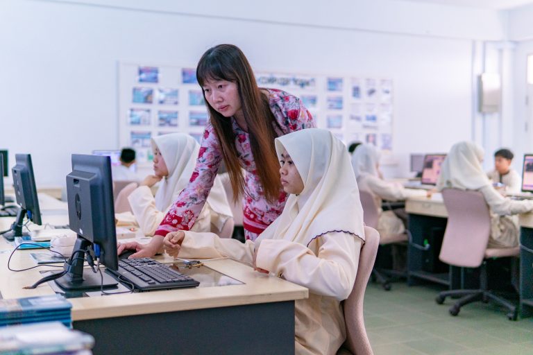 Yayasan Secondary School 8